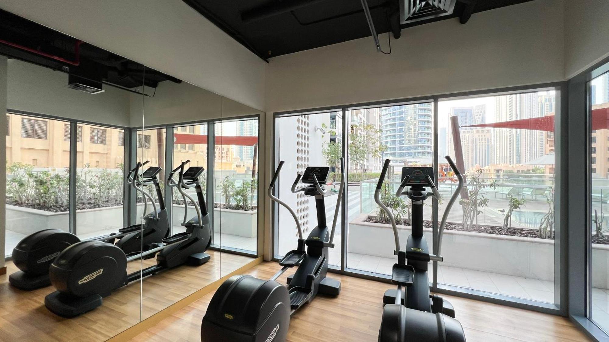 Magnificent 4 Bedroom Apartment, Bellevue Tower Appartement Dubai
